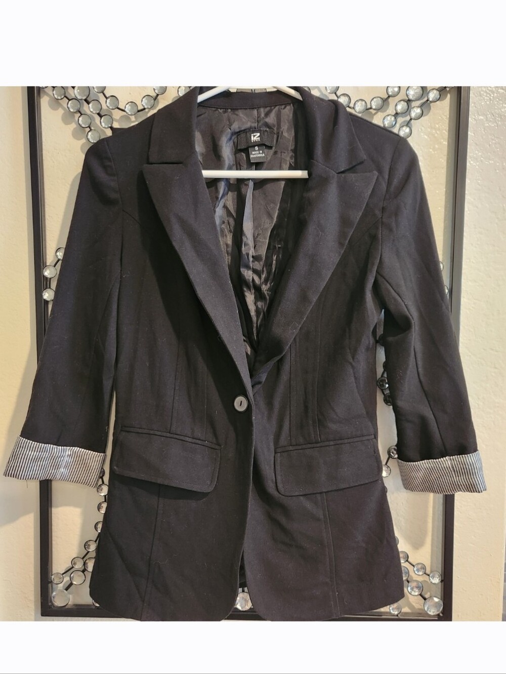 iZ Byer Black Single-Button Tailored Blazer with Striped Cuffs - Size S 🌟 EUC